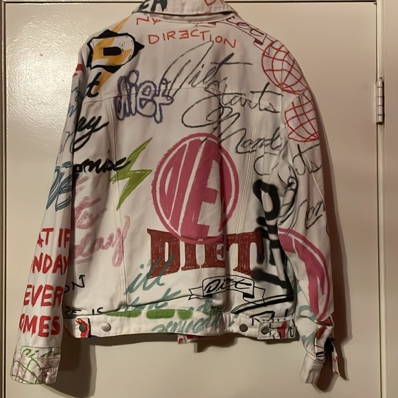 Scribble Denim Trucker Jacket - Picture 5 of 8